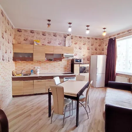 чудо місто , бiля жд Lejlighed