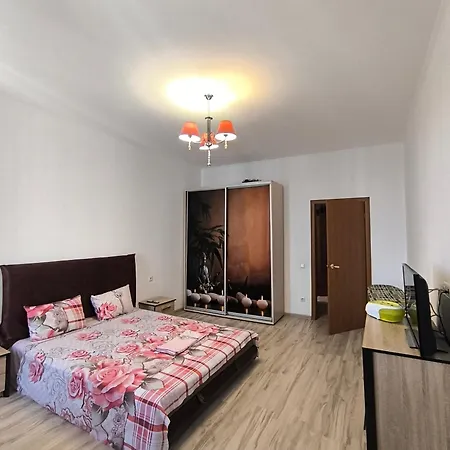 чудо місто , бiля жд Lejlighed Odessa